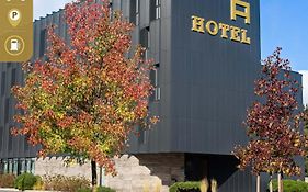 Hotel A